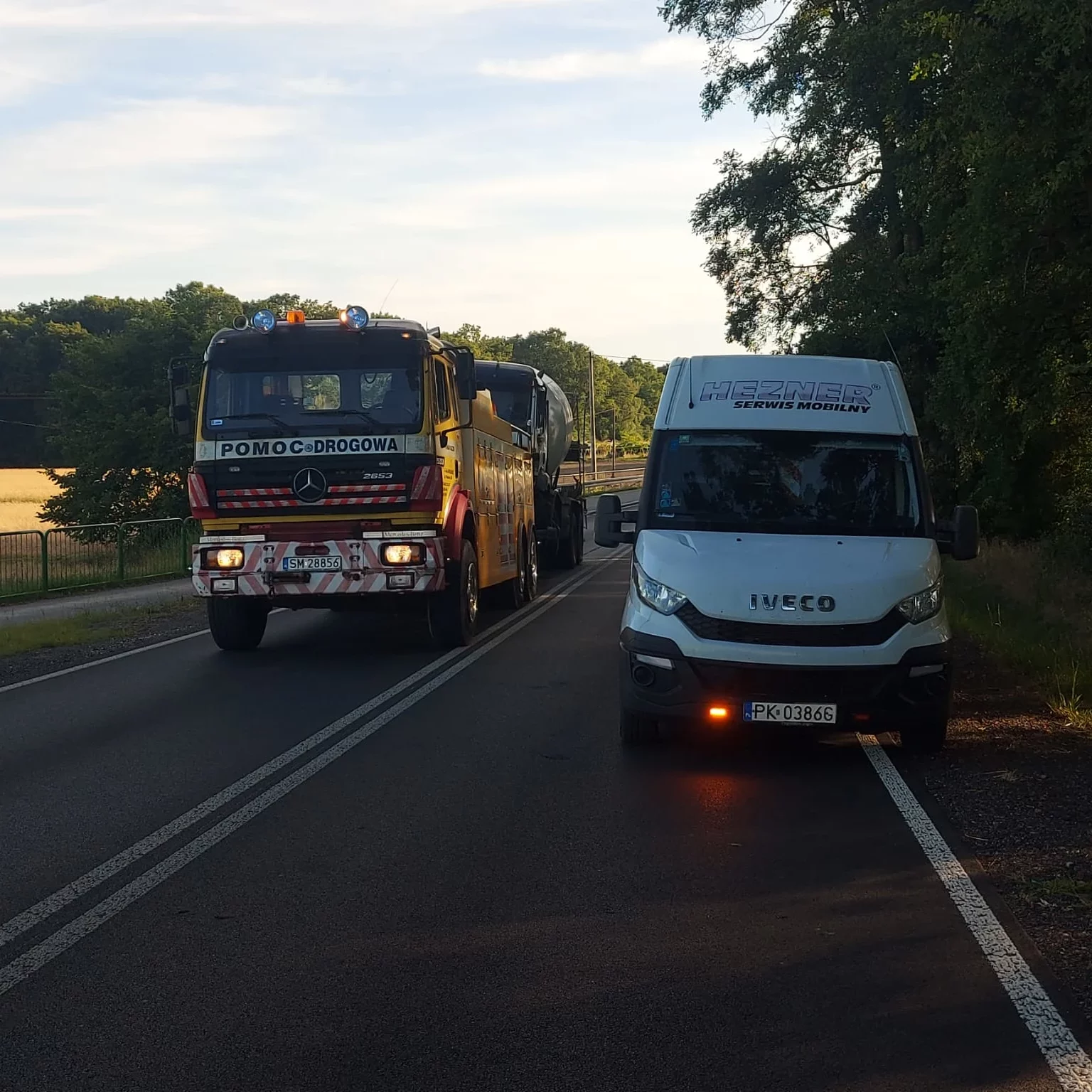 Mobilny serwis TIR oraz pomoc drogowa w akcji na drodze